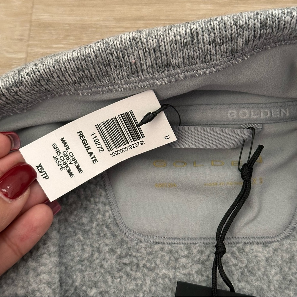 Aritzia Golden Regulate Grey Zip-Up Jacket - Picture 8 of 11